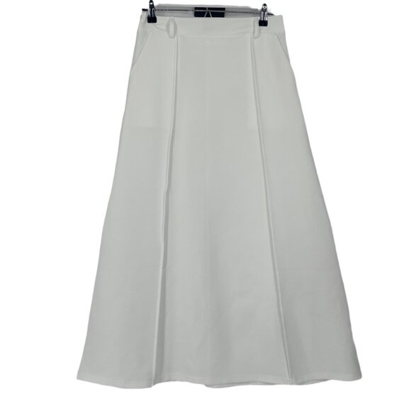 NWOT Neoprene A-line Midi Skirt White Size Medium - Picture 4 of 5